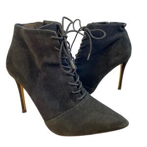 SOMETHING NAVY Orchid Black Suede Leather Lace Up Bootie 7.5